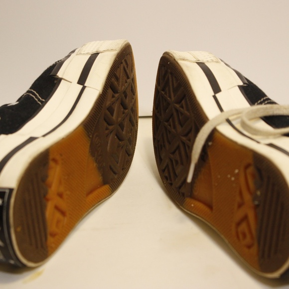 Unisex Converse sneakers - Picture 7 of 7